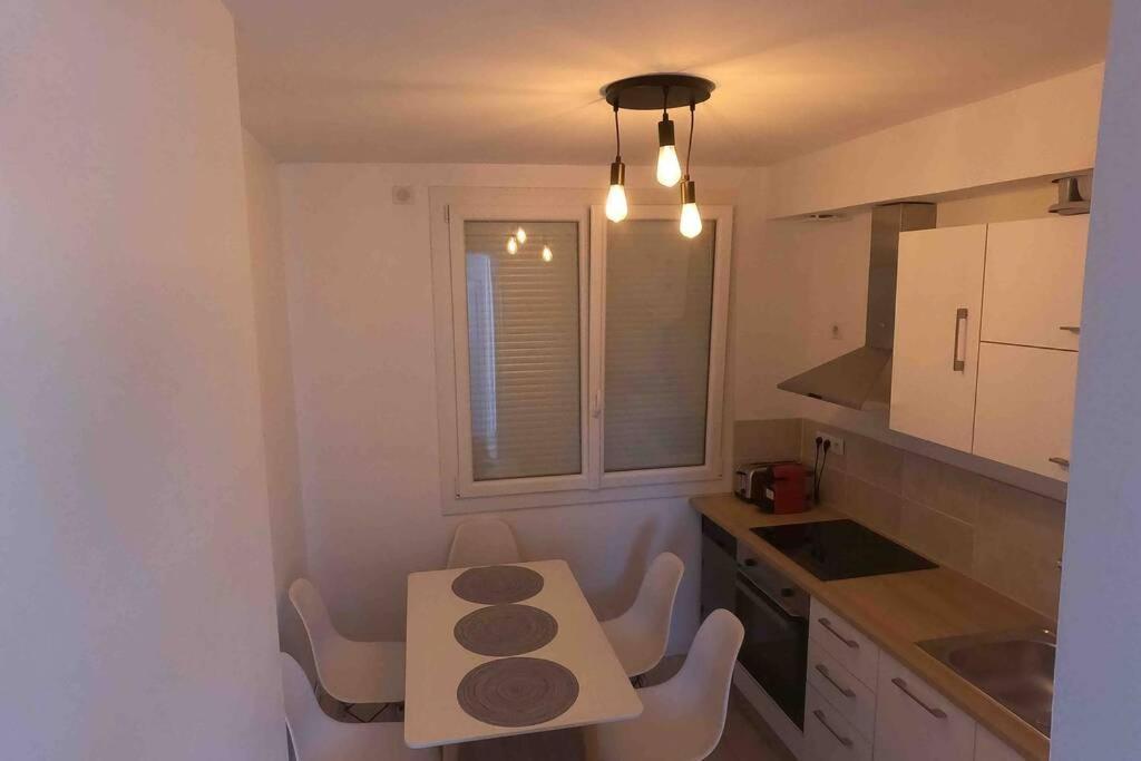 Tres Beau T4 A Frejus Plage Lägenhet Exteriör bild